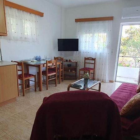 Ailamakis Apartements ซาครอส ภายนอก รูปภาพ